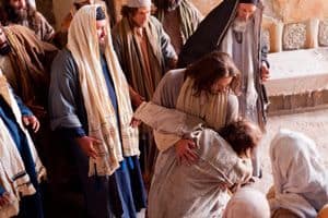 Jesus miraculously removes an unclean spirit