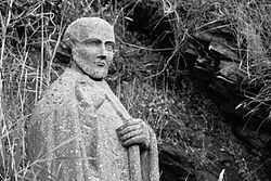 Image of statue of St Gildas